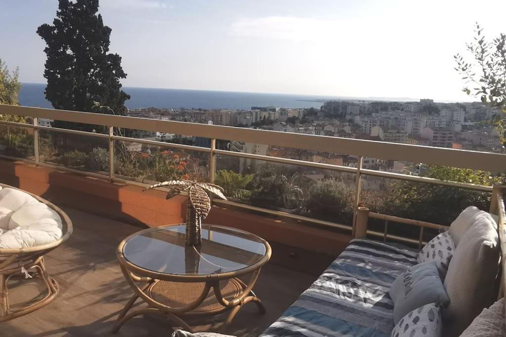 Appartement Nice Centre Vue Mer Avec Piscine Pour Famille, Couple D'Amis Pas De Groupes De Jeunes Autorises Exterior foto